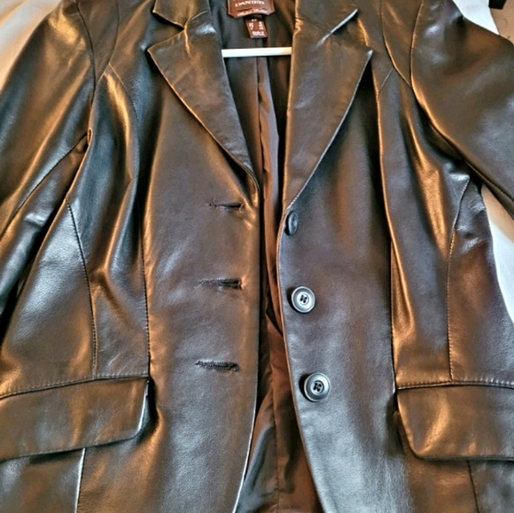 Womens Leather Jacket - Picture 3 of 5